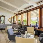 Continental Hotel 4*