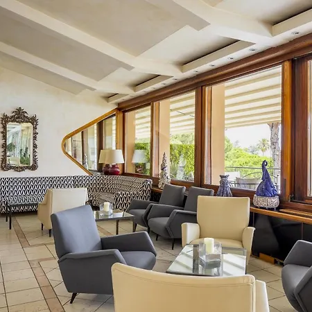 Continental Hotel 4*