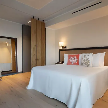 Continental 4*