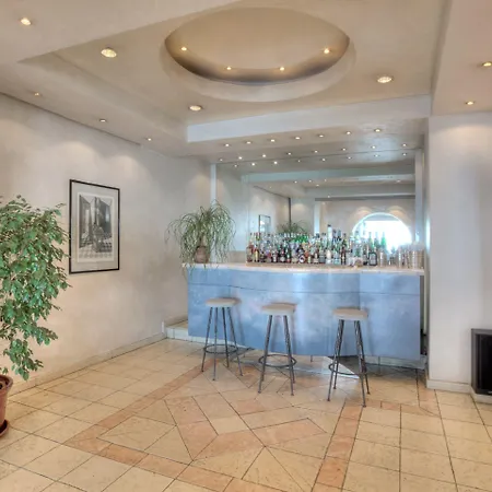 Continental 4*