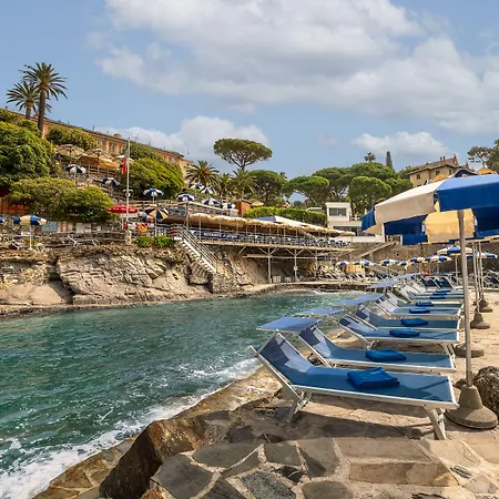 Continental Hotel 4*