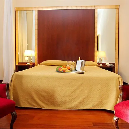 Continental Hotel 4*