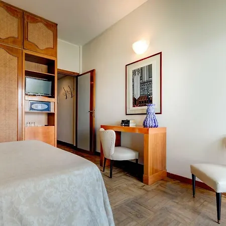 Continental Hotel 4*