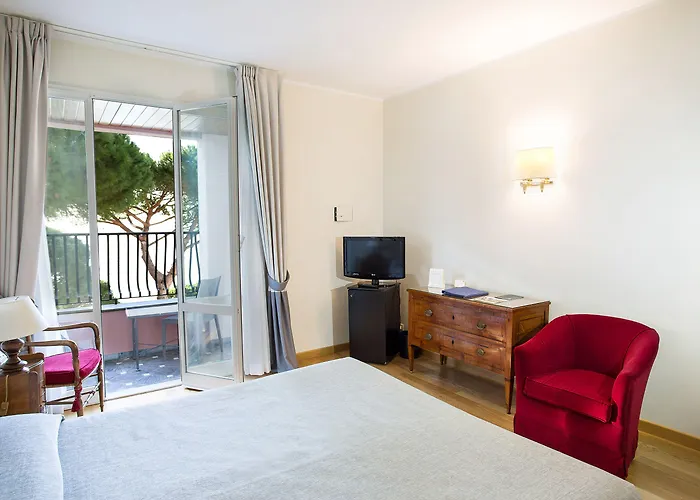 Continental Hotel 4*