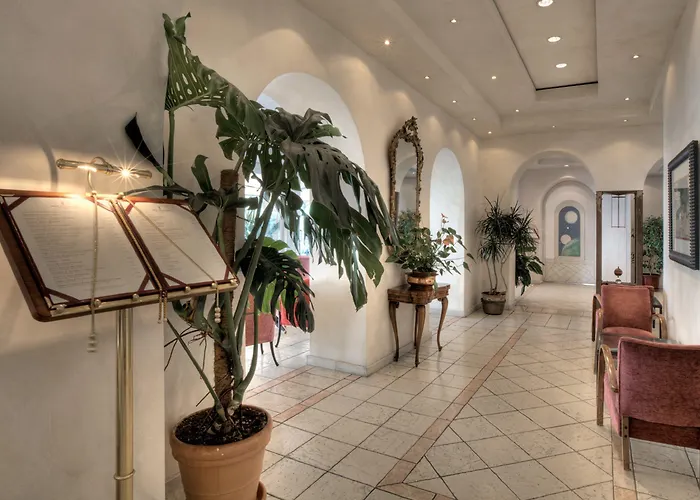 Hotell Continental 4*